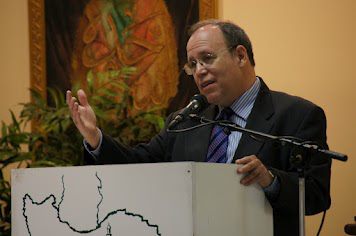 560196_10151475726850366_1259498280_n